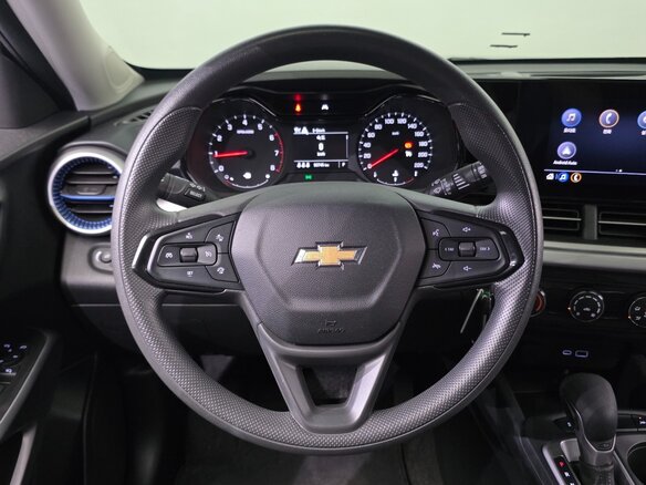 2023 Chevrolet Trax II, чёрный - вид 9