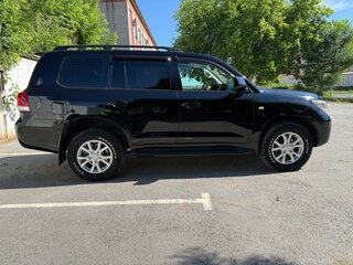 2010 Toyota Land Cruiser 200 Series, чёрный, 2850000 рублей, вид 3