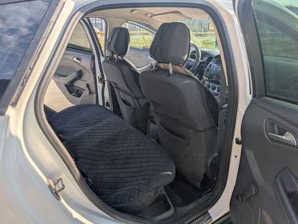 2011 Ford Focus III, белый, 550000 рублей - вид 14