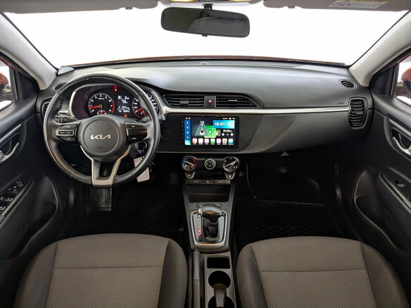 2021 Kia Rio X IV Рестайлинг, оранжевый, 1650000 рублей - вид 13