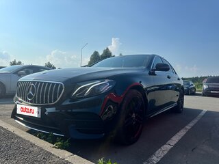 2020 Mercedes-Benz E-Класс 200 V (W213, S213, C238), чёрный, 4000000 рублей, вид 3