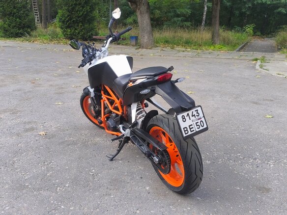 2014 KTM 390 Duke, белый - вид 5