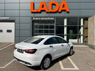 2026 Lada (ВАЗ) Vesta I Рестайлинг (NG), белый, 1631000 рублей, вид 3