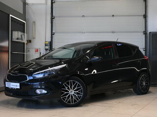 2014 Kia Ceed II, чёрный, 940000 рублей, вид 3