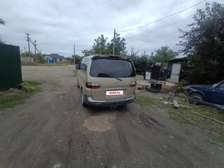 2003 Hyundai Starex I Рестайлинг, золотистый, 1200000 рублей, вид 3