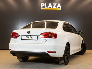 2013 Volkswagen Jetta VI, белый, 930000 рублей, вид 4