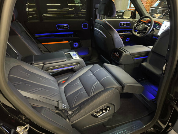 2026 Zeekr 9X 70 kWh, чёрный, 13990000 рублей - вид 35