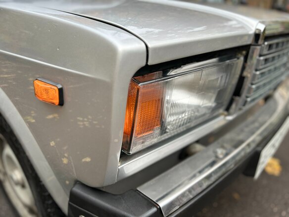 2010 Lada (ВАЗ) 2107, серебристый, 210000 рублей - вид 1