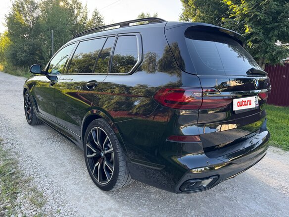 2021 BMW X7 40d I (G07), чёрный, 7400000 рублей - вид 5