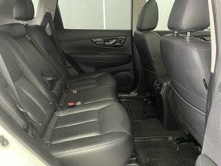 2019 Nissan X-Trail III Рестайлинг, белый, 2350400 рублей, вид 5