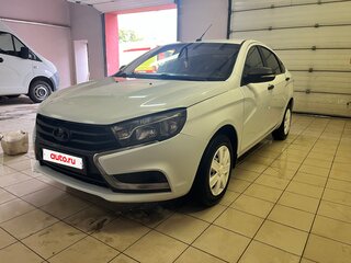 2017 Lada (ВАЗ) Vesta I, белый, 610000 рублей, вид 1