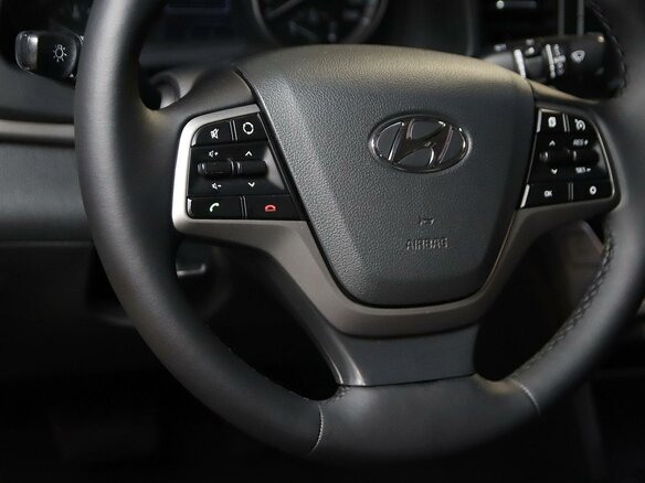 2018 Hyundai Elantra VI (AD), белый, 1149000 рублей - вид 9