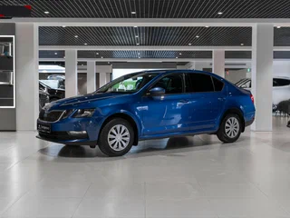 2018 Skoda Octavia III (A7) Рестайлинг, синий, 1560000 рублей, вид 1