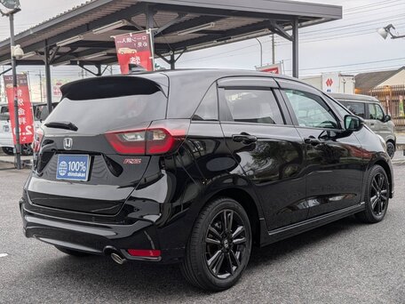 2024 Honda Fit RS IV Рестайлинг, чёрный, 1100000 рублей, вид 3
