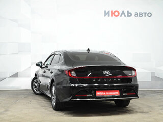 2020 Hyundai Sonata VIII (DN8), чёрный, 2750000 рублей, вид 4