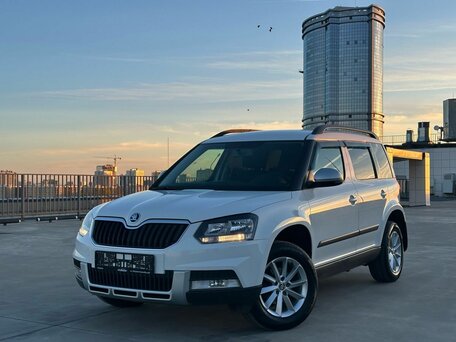 2016 Skoda Yeti I Рестайлинг, белый, 1545700 рублей, вид 1