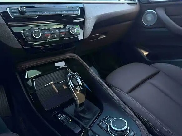 2022 BMW X1 Long 20Li sDrive II (F48) Рестайлинг, белый, 2365120 рублей - вид 13
