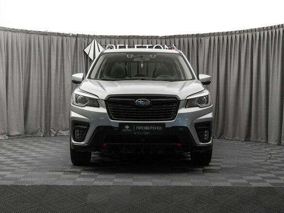 2020 Subaru Forester V, серый, 2950000 рублей - вид 2