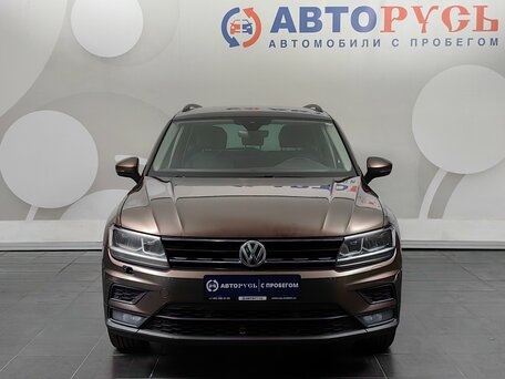 2019 Volkswagen Tiguan II, коричневый, 1689000 рублей, вид 3