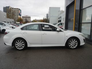 2010 Mazda 6 II (GH) Рестайлинг, белый, 905000 рублей, вид 4