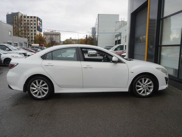 2010 Mazda 6 II (GH) Рестайлинг, белый, 905000 рублей - вид 3