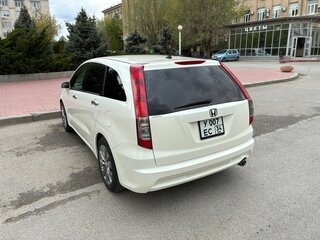 2007 Honda Stream II, белый, 1380000 рублей, вид 4