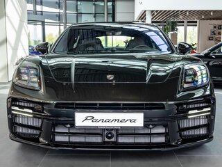 2026 Porsche Panamera Turbo S E-Hybrid III, зелёный, 32590032 рублей, вид 2