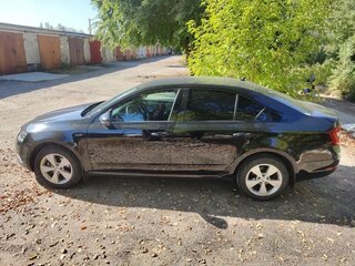 2017 Skoda Octavia III (A7) Рестайлинг, чёрный, 1440000 рублей, вид 4