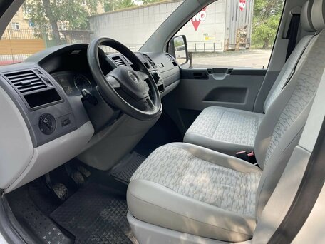 2012 Volkswagen Transporter, белый, 2480000 рублей, вид 3
