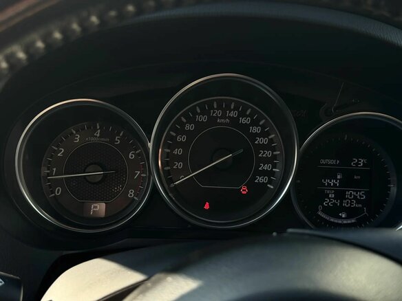 2014 Mazda 6 III (GJ), красный, 1350000 рублей - вид 8