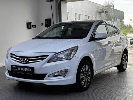 2016 Hyundai Solaris I Рестайлинг, белый, 869900 рублей, вид 1