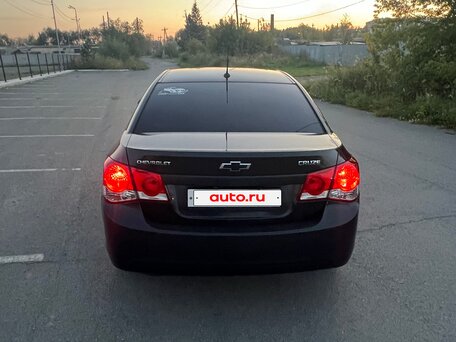 2009 Chevrolet Cruze I, чёрный, 450000 рублей, вид 5