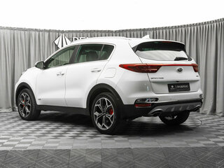2019 Kia Sportage IV Рестайлинг, белый, 2920000 рублей, вид 4