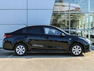 2020 Kia Rio IV, чёрный, 1290000 рублей, вид 5