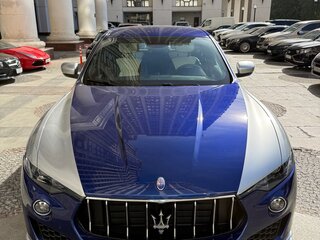 2018 Maserati Levante Diesel I, синий, 5950000 рублей, вид 3