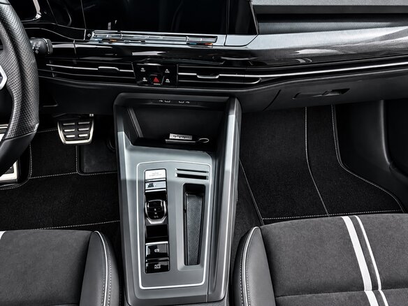 2023 Volkswagen Golf VIII, серый, 1800002 рублей - вид 12