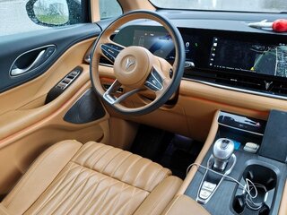 2023 Voyah Dream I, фиолетовый, 5500000 рублей, вид 3