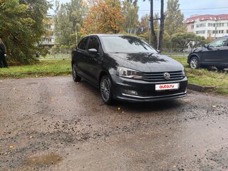 2016 Volkswagen Polo V Рестайлинг, чёрный, 750000 рублей, вид 3