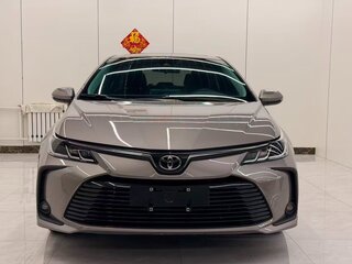 2021 Toyota Corolla XII (E210), бежевый, 1300000 рублей, вид 2