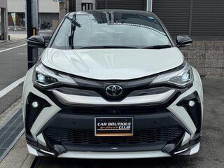 2021 Toyota C-HR I Рестайлинг, белый, 1800000 рублей, вид 2