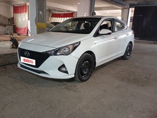 2020 Hyundai Solaris II, жёлтый, 950000 рублей, вид 2