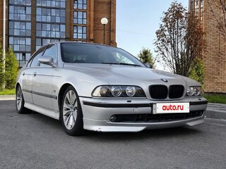 2000 BMW 5 серии 520i IV (E39) Рестайлинг, серебристый, 600000 рублей, вид 2