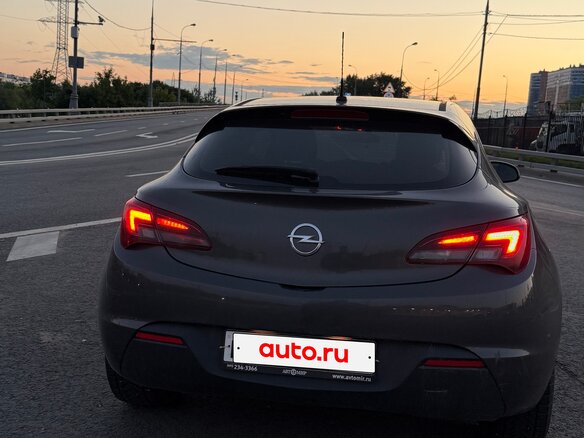 2012 Opel Astra GTC J Рестайлинг, серый, 505000 рублей - вид 11