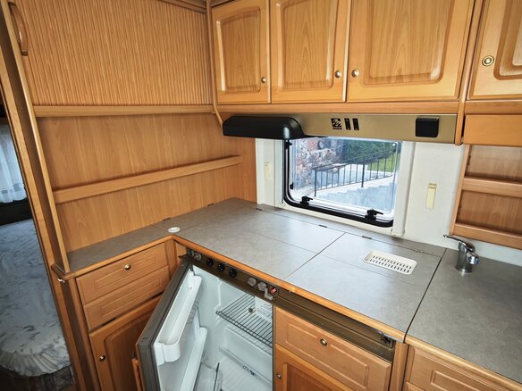 1996 Knaus Azur, белый, 918000 рублей - вид 24