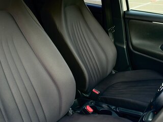 2020 Toyota Yaris IV, белый, 1230000 рублей, вид 5