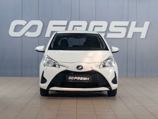 2019 Toyota Vitz III (XP130) Рестайлинг 2, белый, 1079000 рублей, вид 3