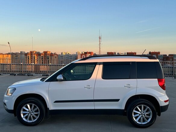 2016 Skoda Yeti I Рестайлинг, белый, 1509900 рублей - вид 1