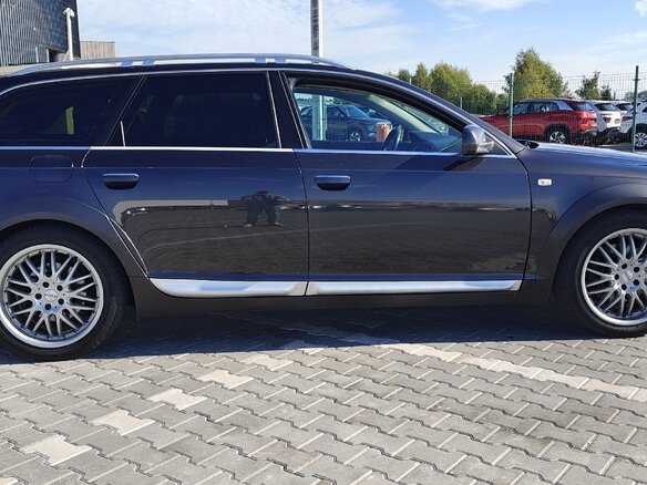 2006 Audi A6 allroad II (C6), серый, 830000 рублей - вид 4