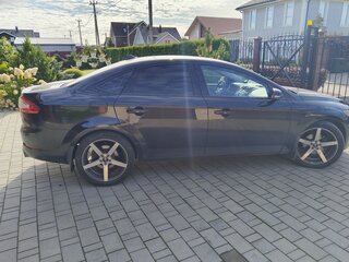 2013 Ford Mondeo IV Рестайлинг, чёрный, 650000 рублей, вид 4