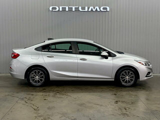 2017 Chevrolet Cruze II, серый, 1077000 рублей, вид 4